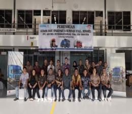 Astra UD Trucks meresmikan gudang suku cadang dan peningkatan fasilitas bengkel di Semarang (foto/ist)